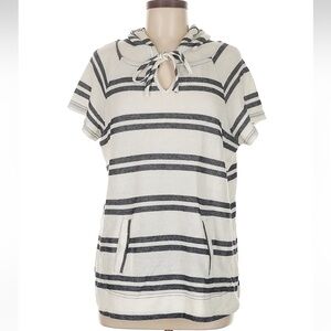Vince Camuto Cream and Black Striped Short-Sleeve Hooded Top